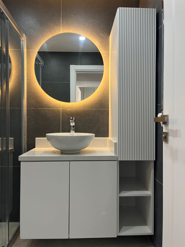 BANYO DOLABI 