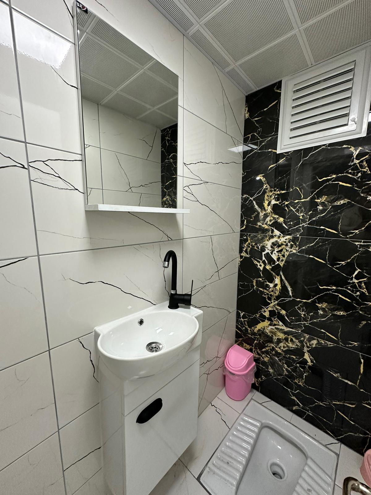 Evim Dekorasyon Banyo Dolabı 